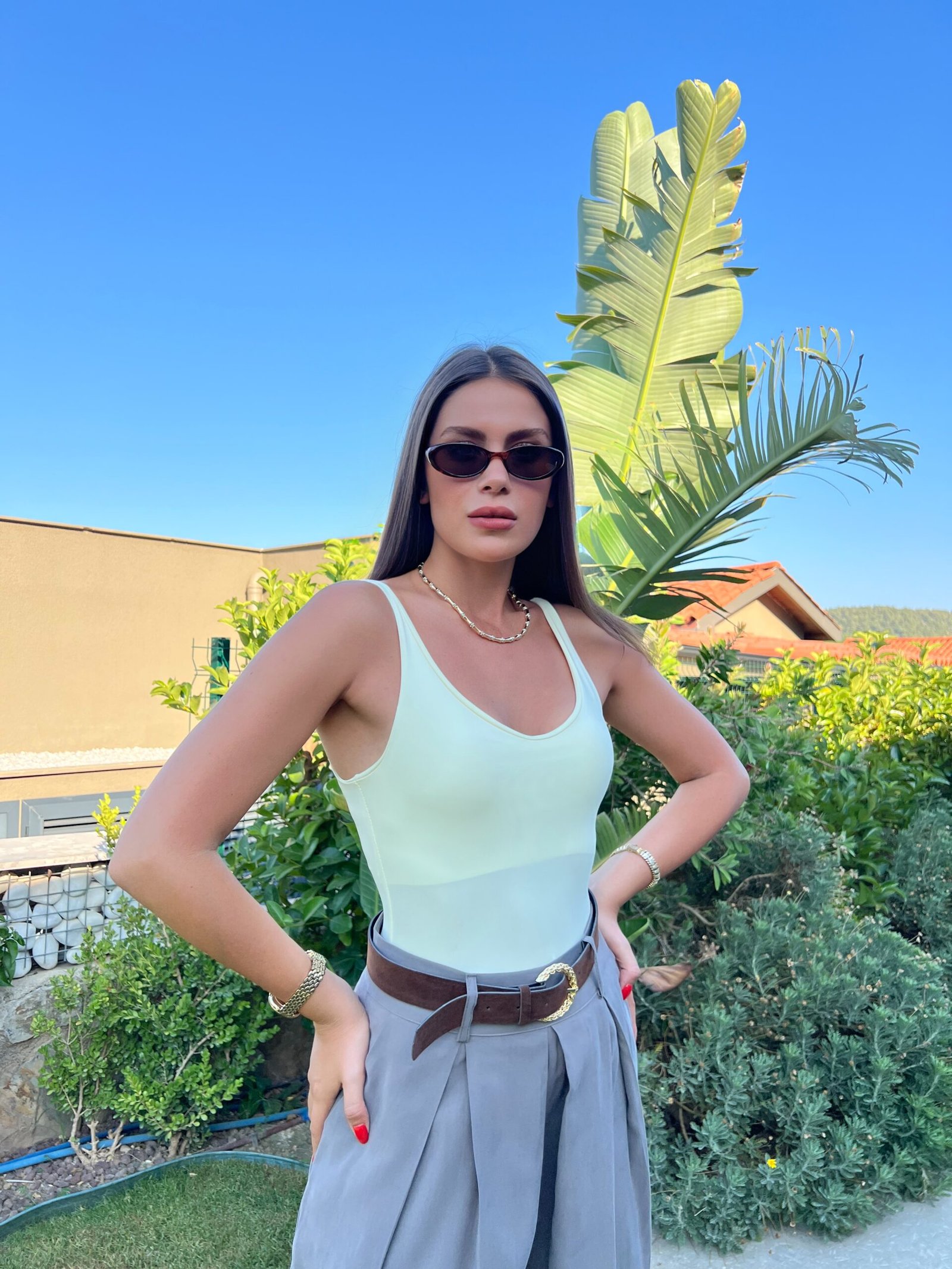 Sarı U Yaka Çıtçıtlı Yarım Astarlı Bodysuit